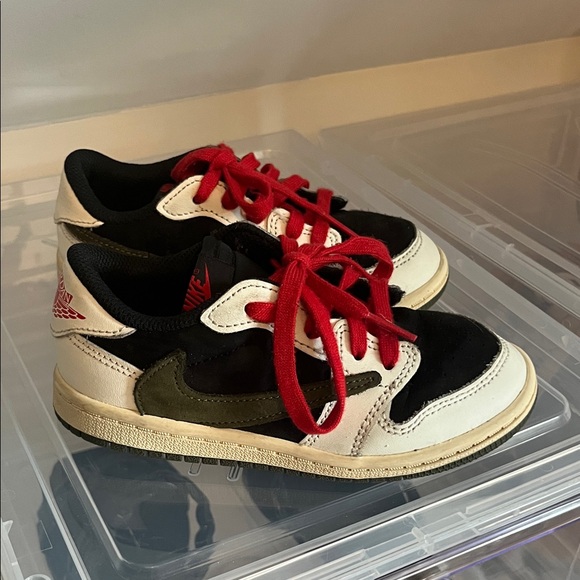 Travis Scott Air Jordan Nike - Picture 3 of 5